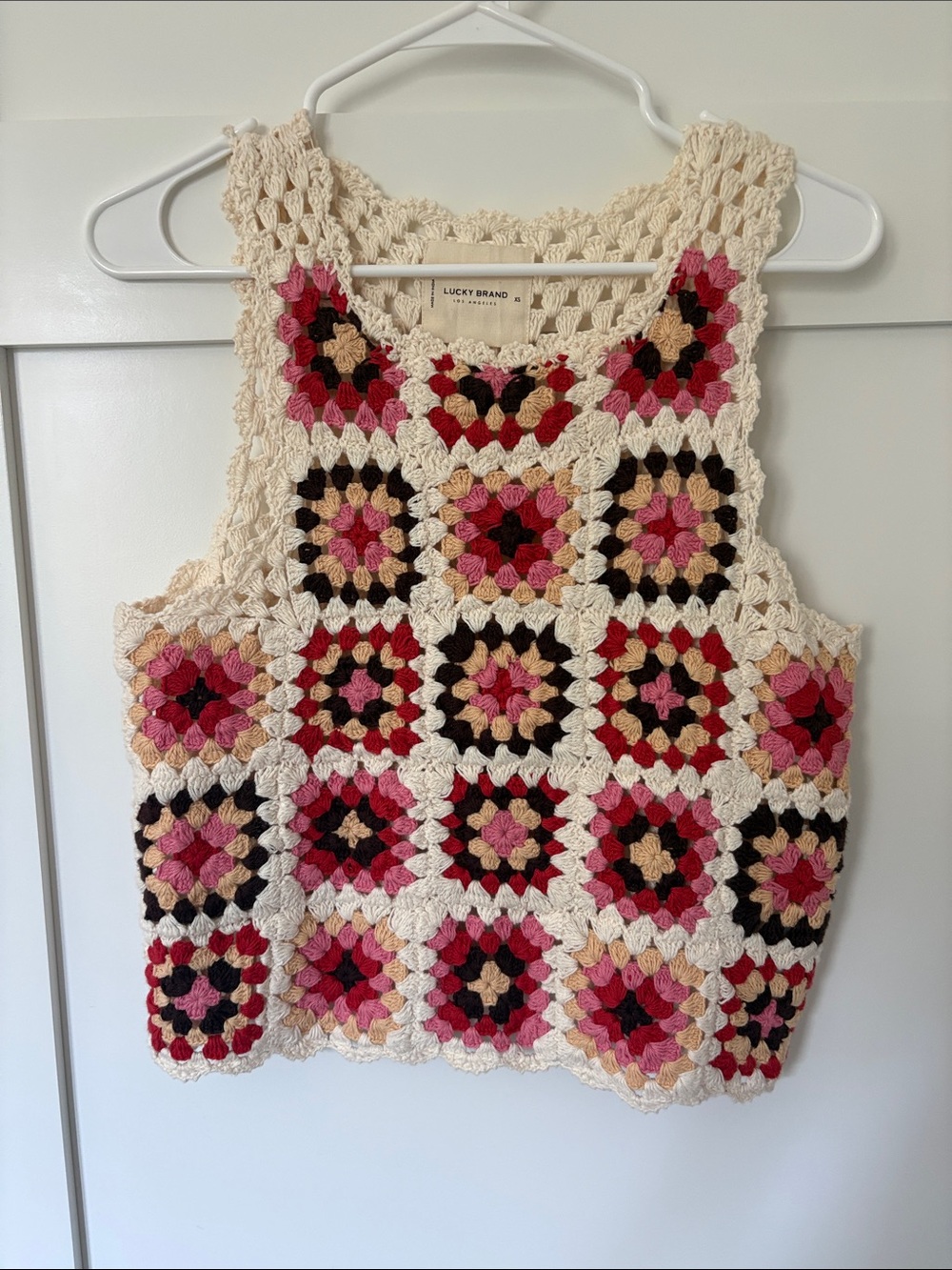 Lucky Brand Crochet Tank in Cream with Pink & Red Accents XS